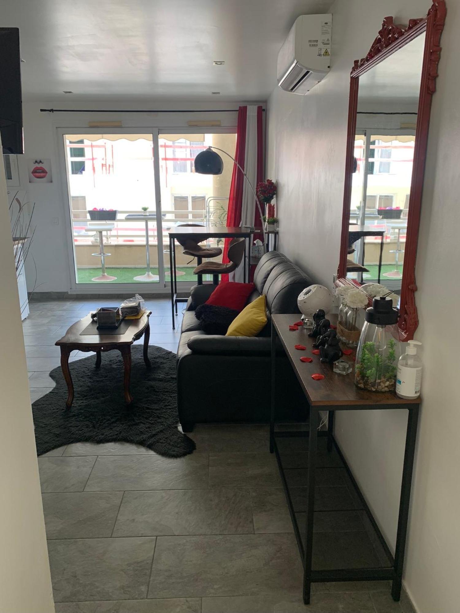 Amour Azur Appartement Pour 2 Avec Jacuzzi Et Terrasse A 2 Minutes De La Mer Vallauris Exterior foto